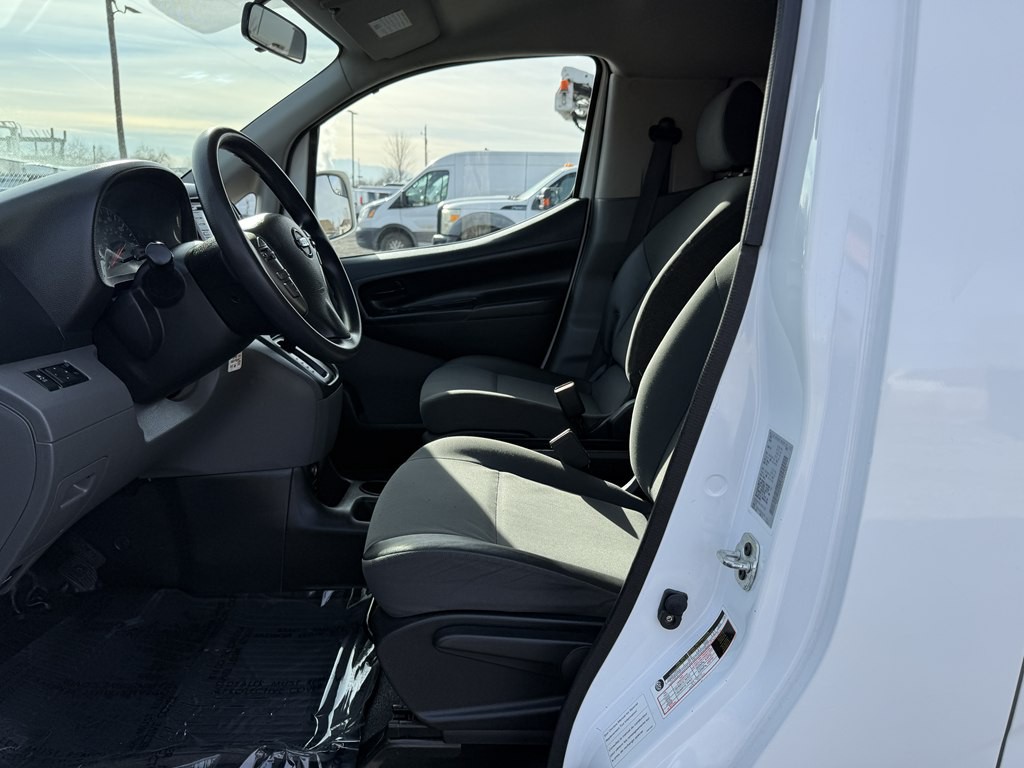 2018 Nissan NV200 Image 14