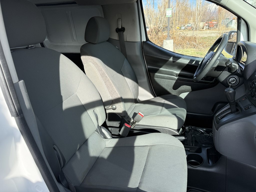 2018 Nissan NV200 Image 18