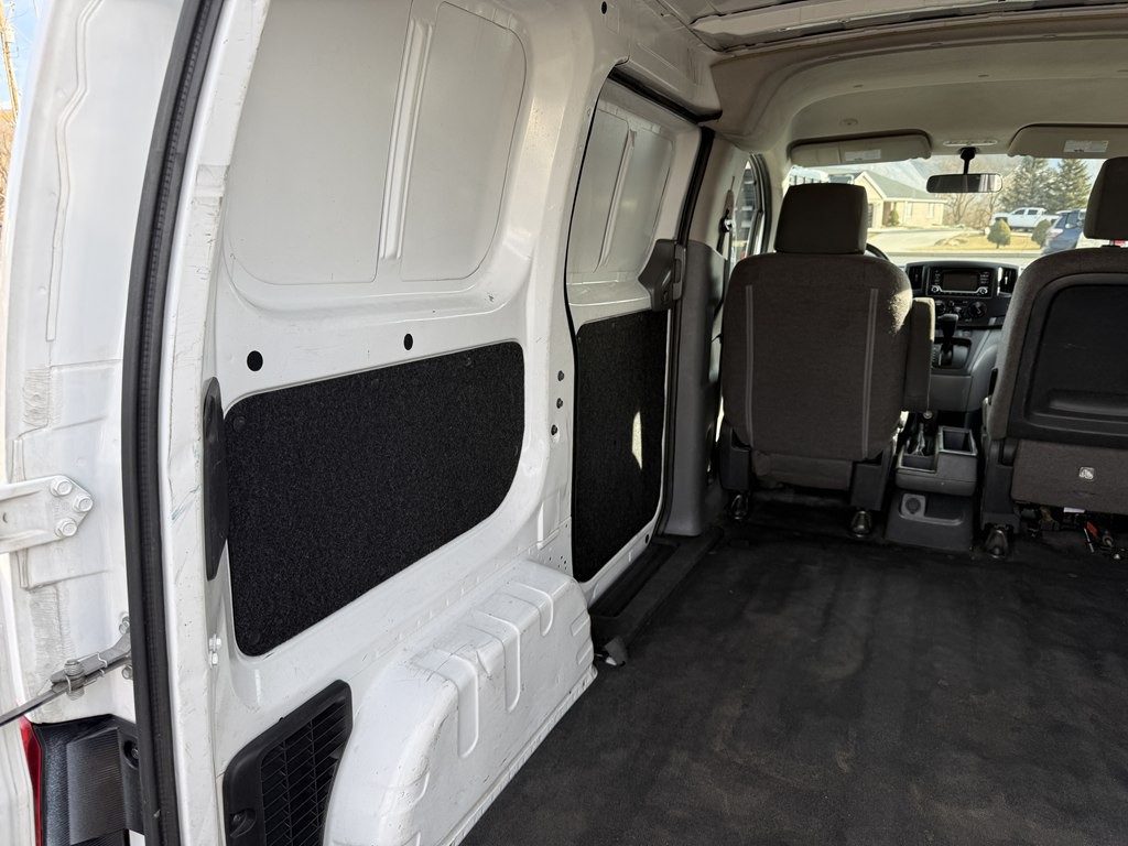 2018 Nissan NV200 Image 21