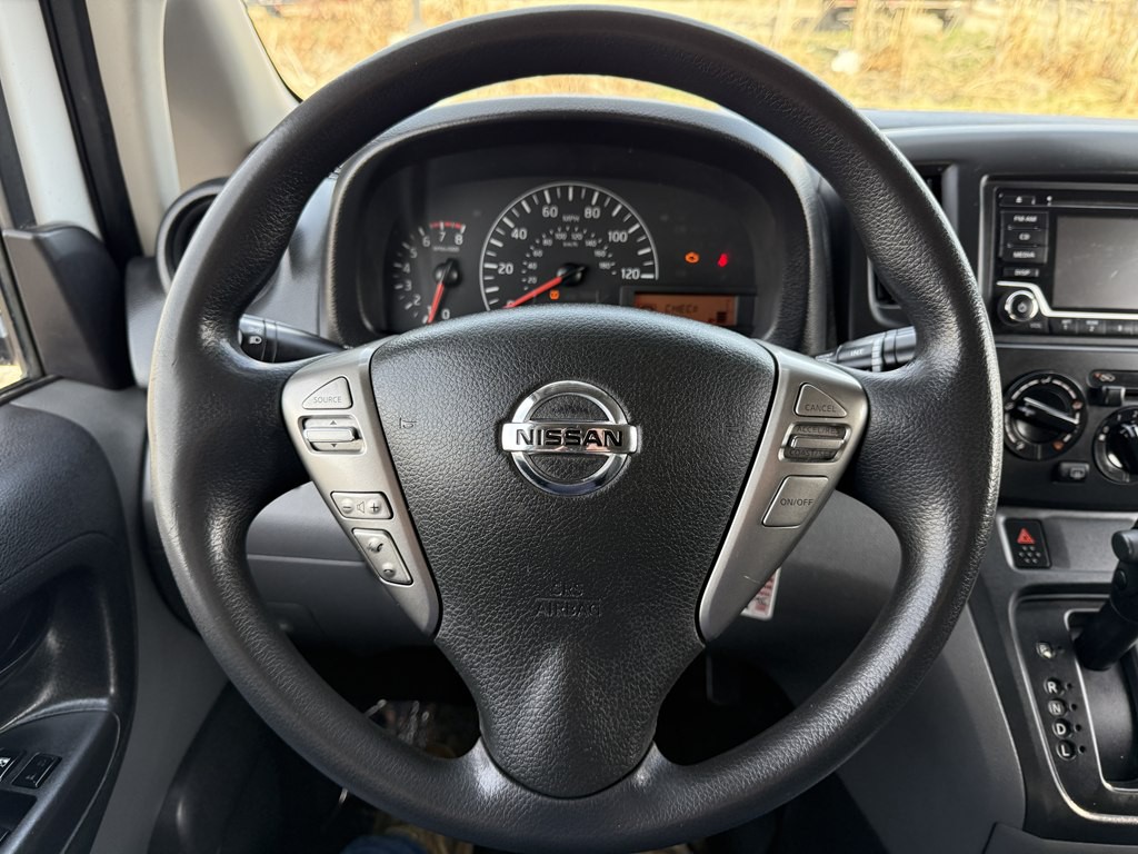 2018 Nissan NV200 Image 28