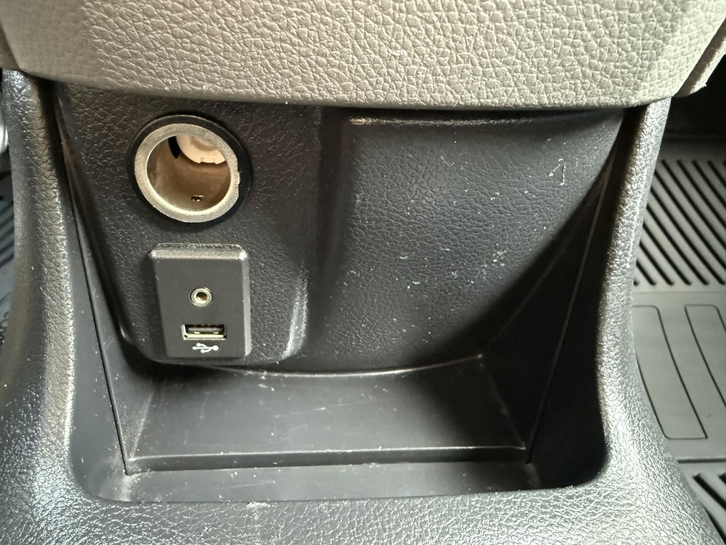 2018 Nissan NV200 Image 37