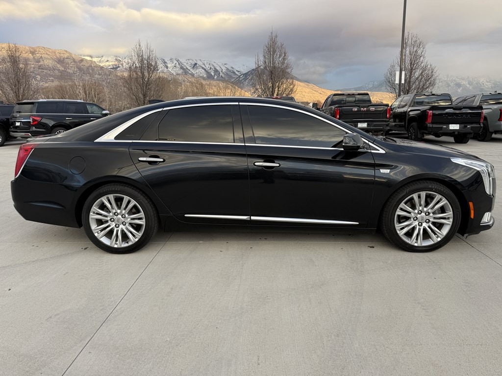 2018 Cadillac XTS Image 2