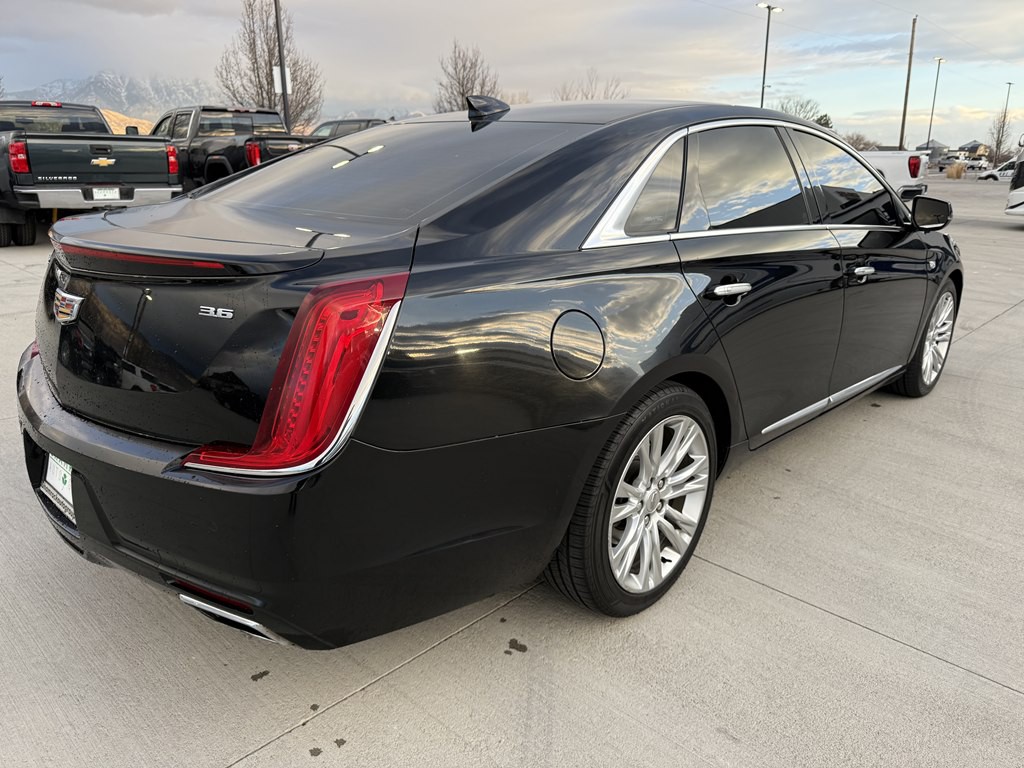 2018 Cadillac XTS Image 3
