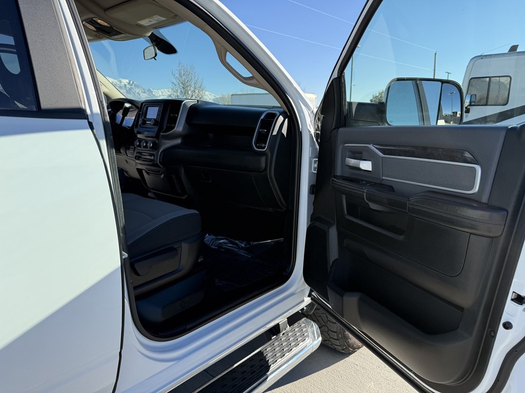 2020 RAM 2500 Image 25