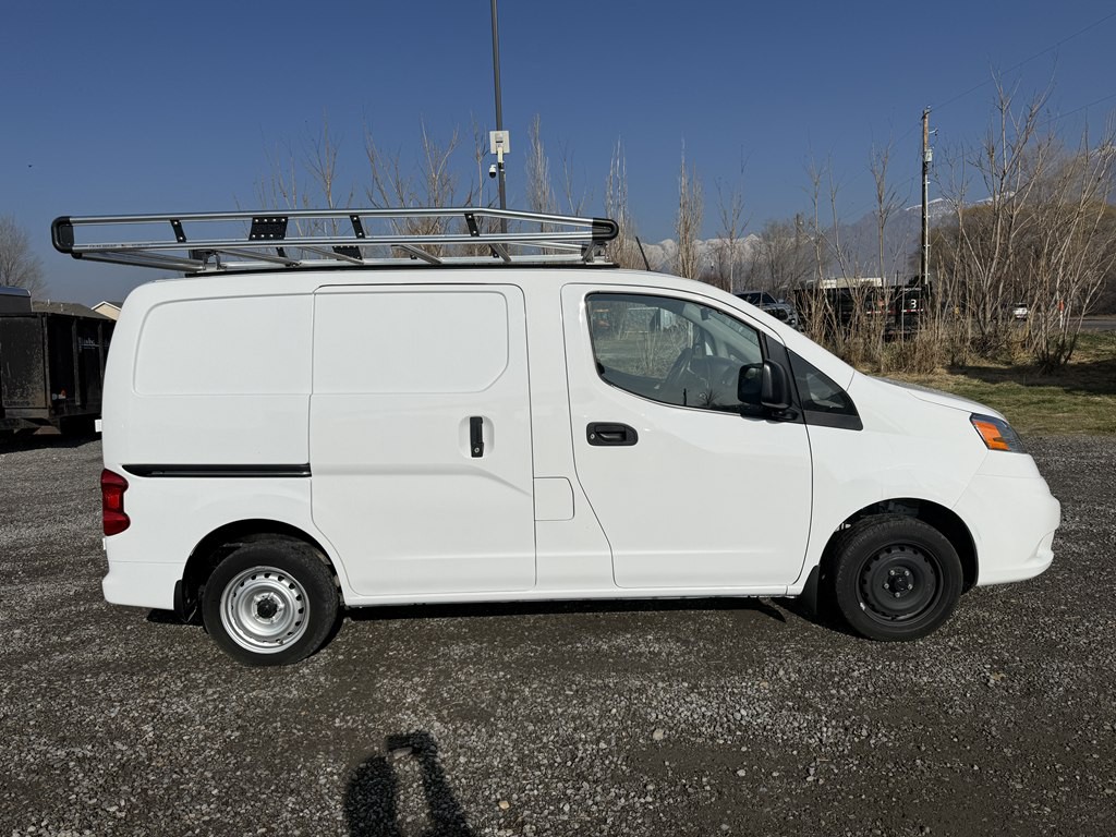 2020 Nissan NV200 Image 2