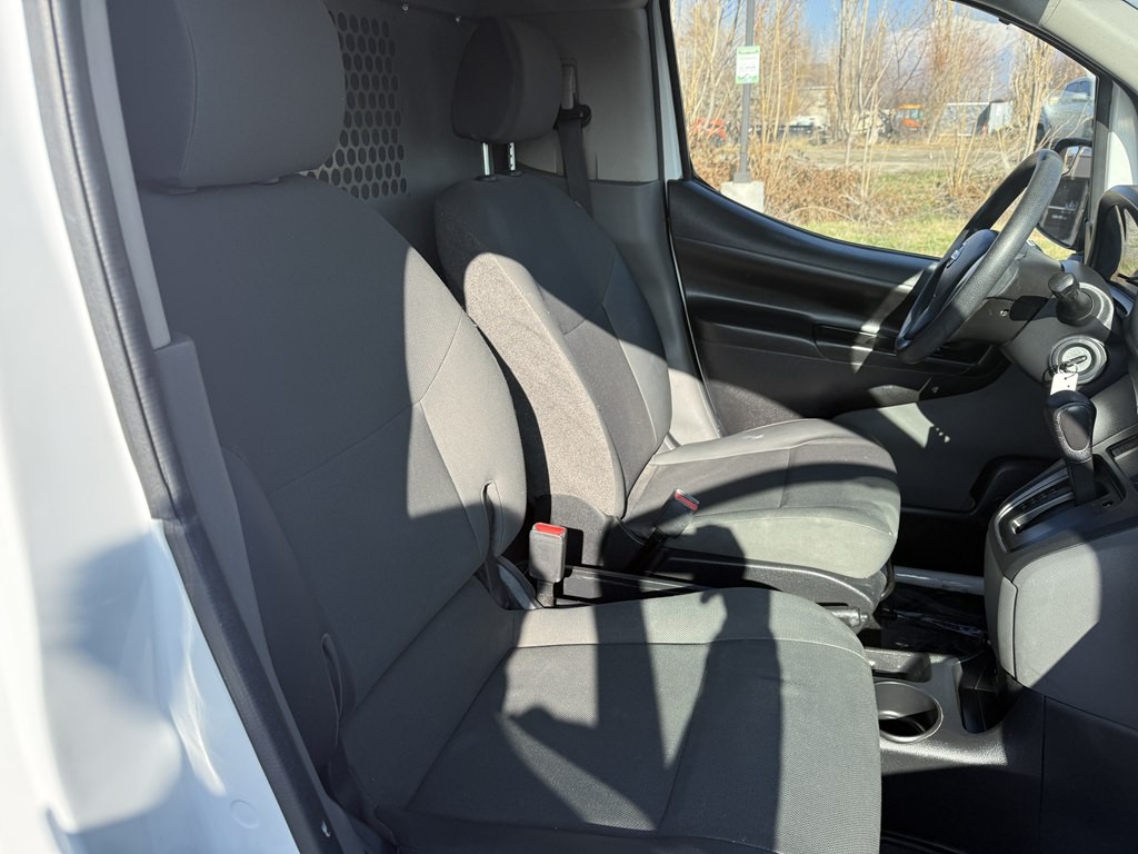 2020 Nissan NV200 Image 19