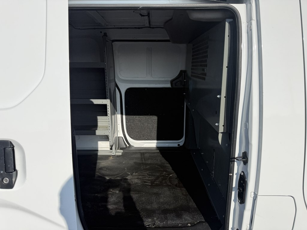 2020 Nissan NV200 Image 23