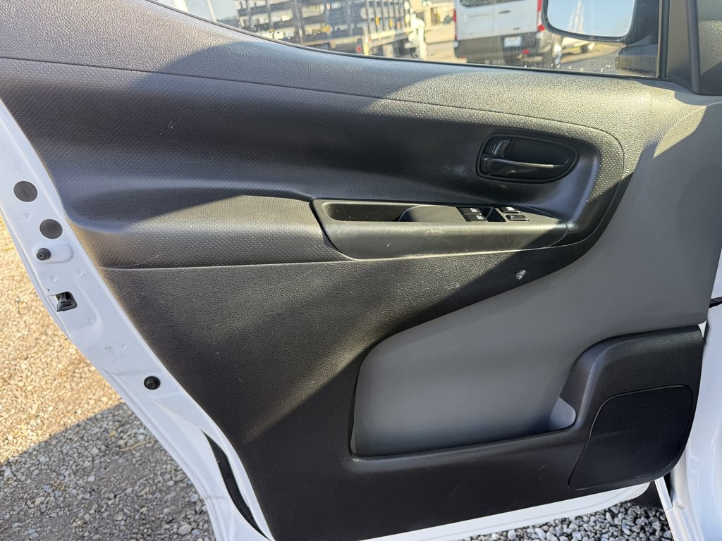 2020 Nissan NV200 Image 27