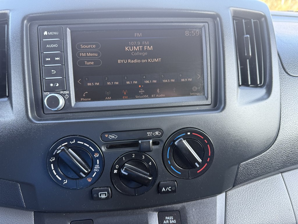 2020 Nissan NV200 Image 35