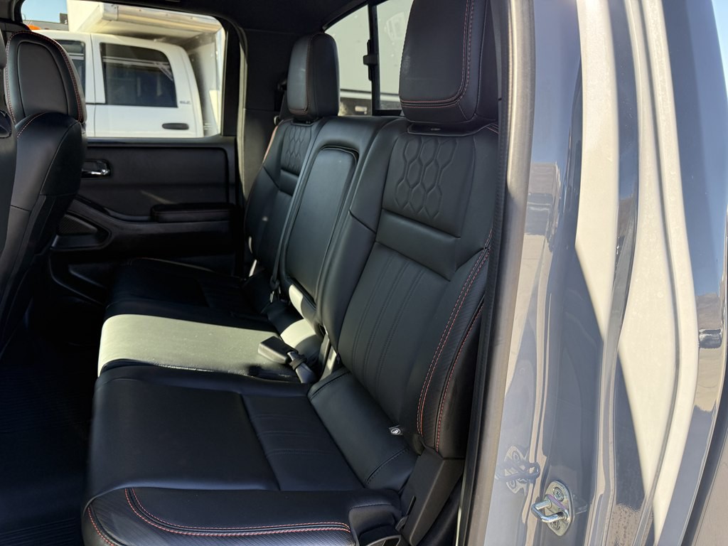 2023 Nissan Frontier Image 18