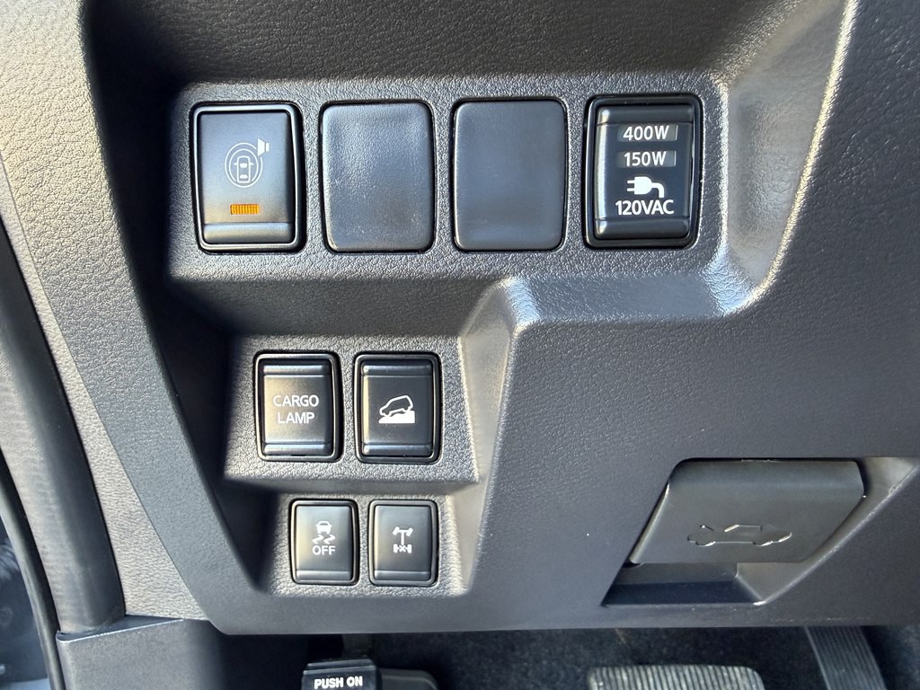 2023 Nissan Frontier Image 32