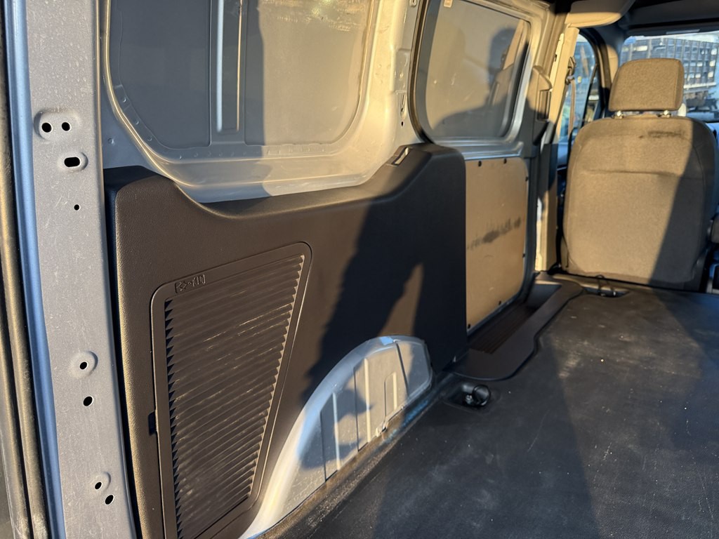 2017 Ford Transit Connect Image 21