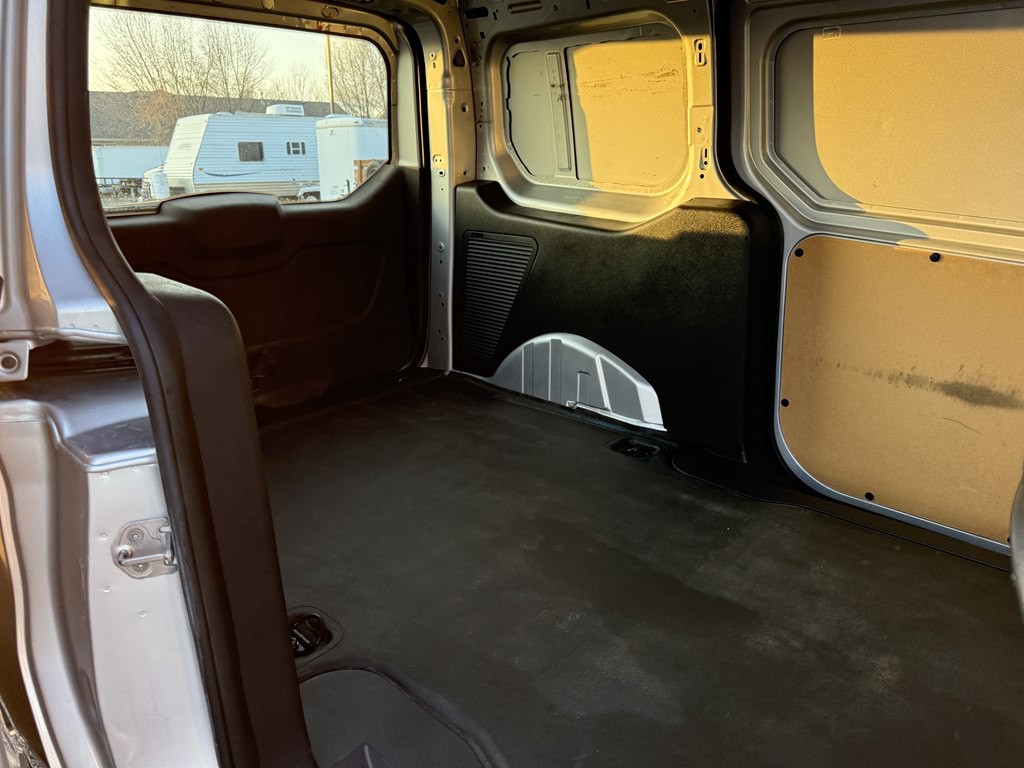 2017 Ford Transit Connect Image 24
