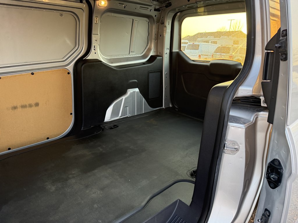 2017 Ford Transit Connect Image 26