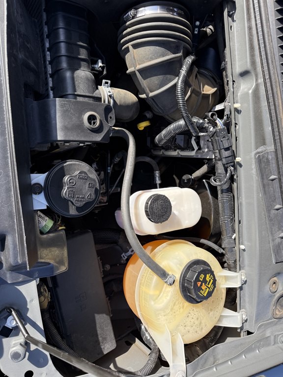 2014 Ford Econoline Image 11