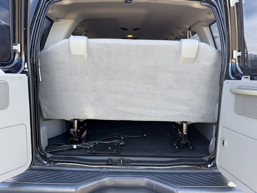 2014 Ford Econoline Image 26