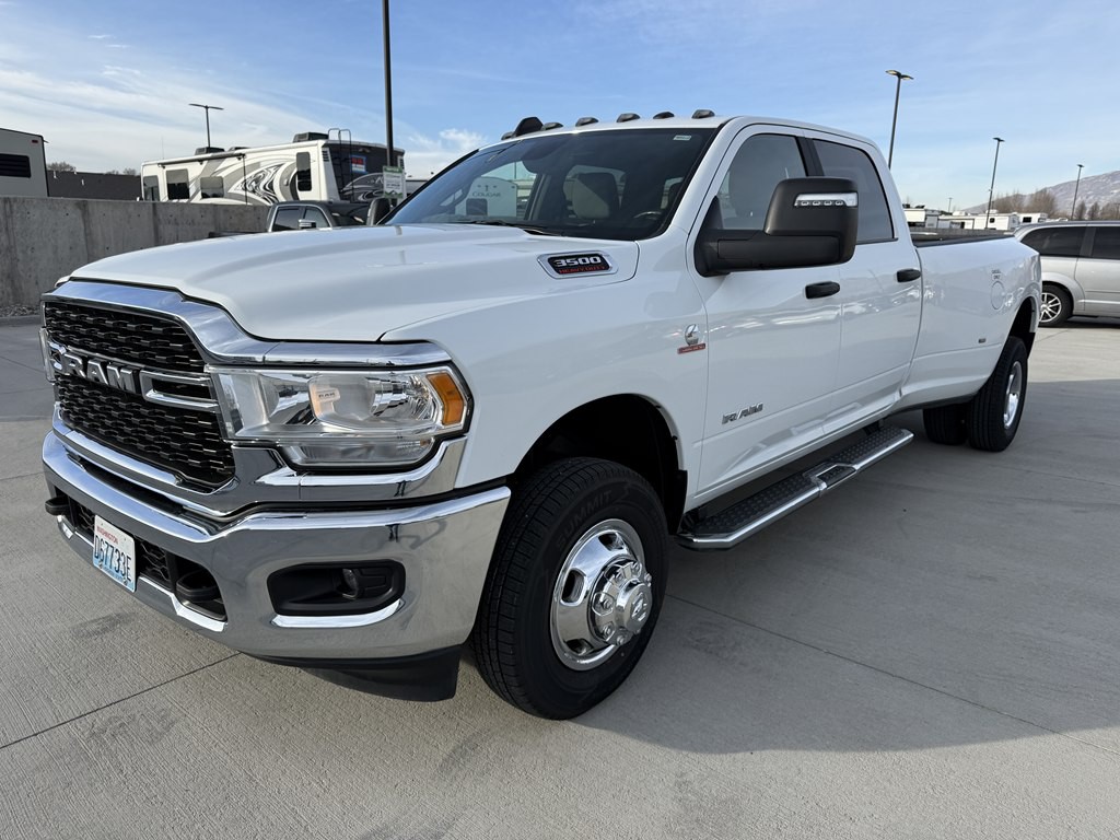 2024 RAM 3500 Image 7