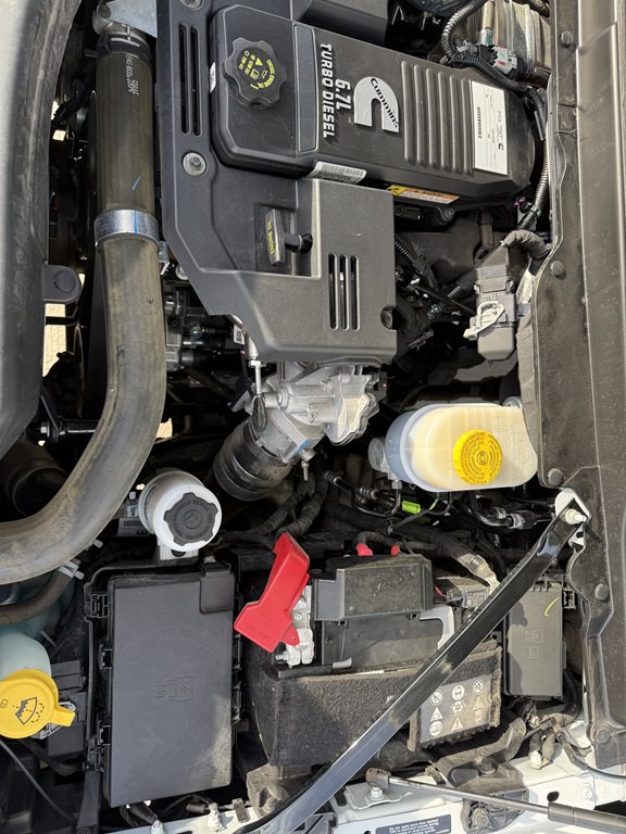 2024 RAM 3500 Image 14