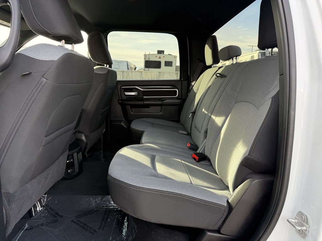 2024 RAM 3500 Image 19