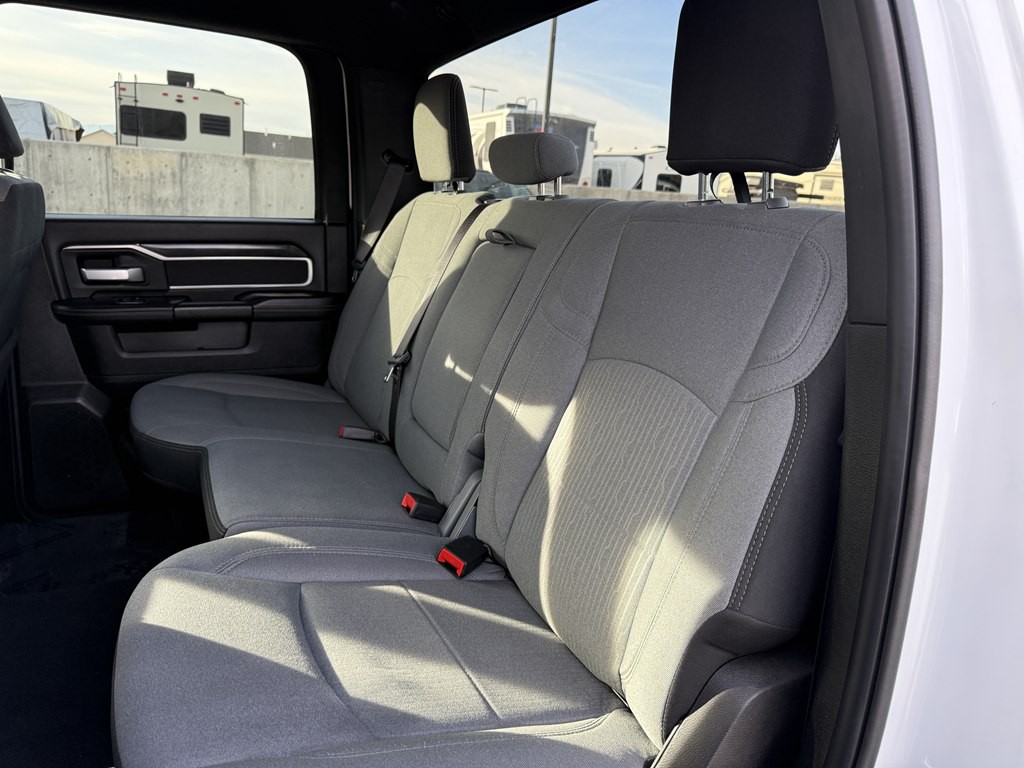 2024 RAM 3500 Image 20