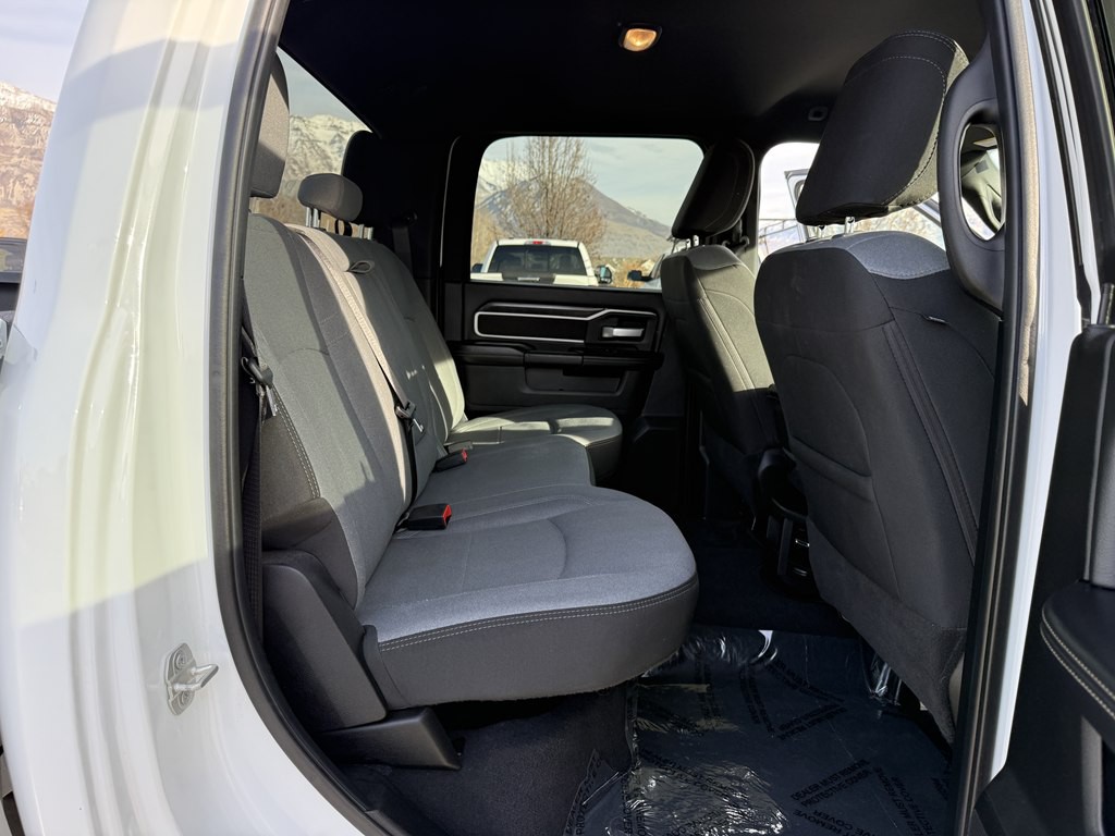 2024 RAM 3500 Image 22