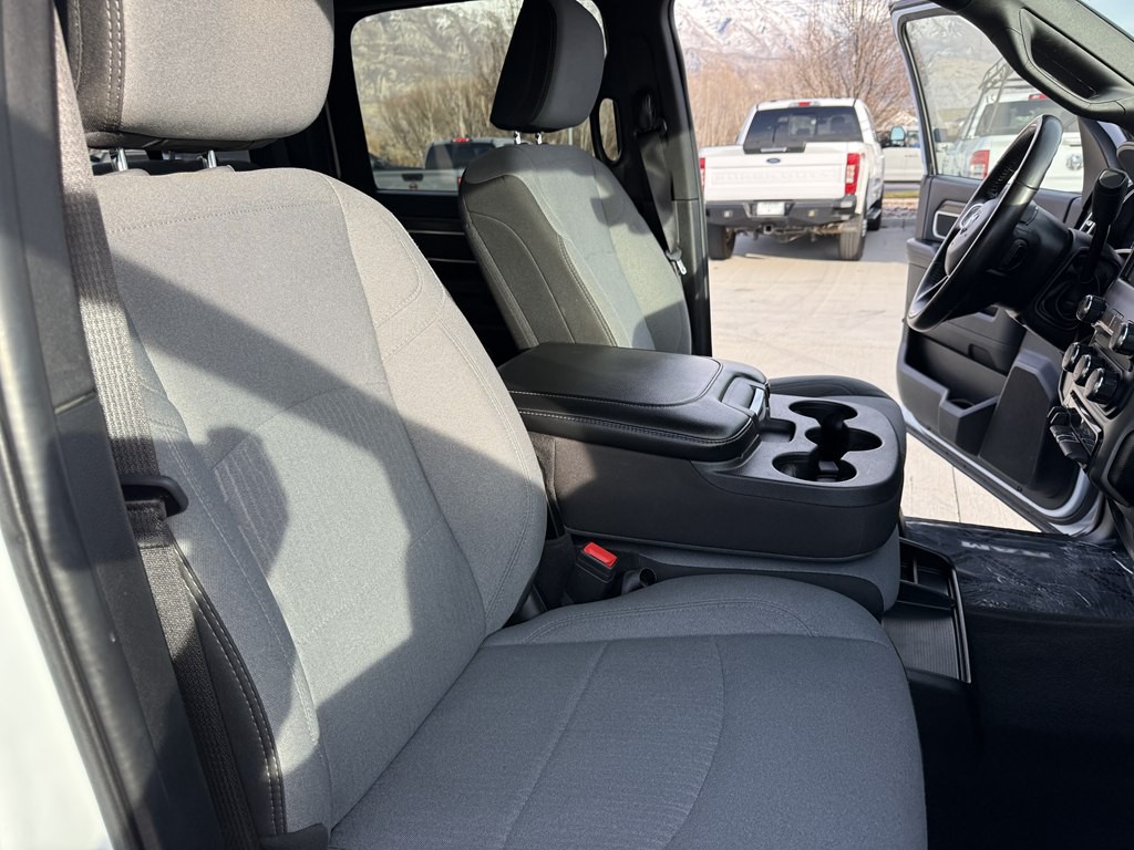 2024 RAM 3500 Image 27