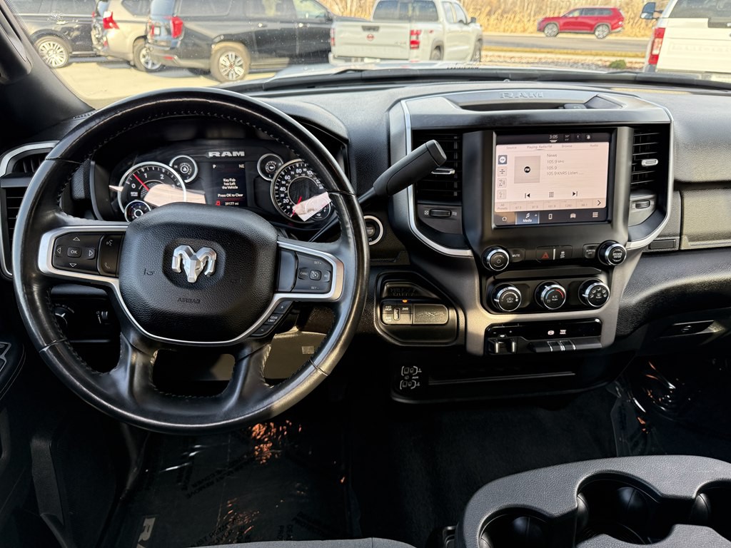 2024 RAM 3500 Image 32