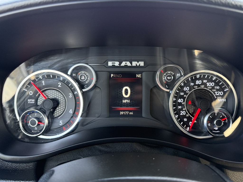 2024 RAM 3500 Image 36