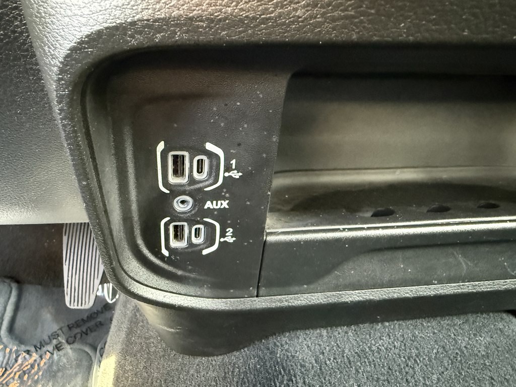 2024 RAM 3500 Image 47