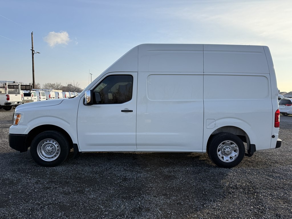 2021 Nissan NV Image 6