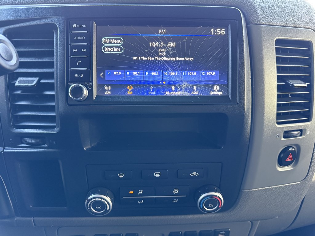 2021 Nissan NV Image 30