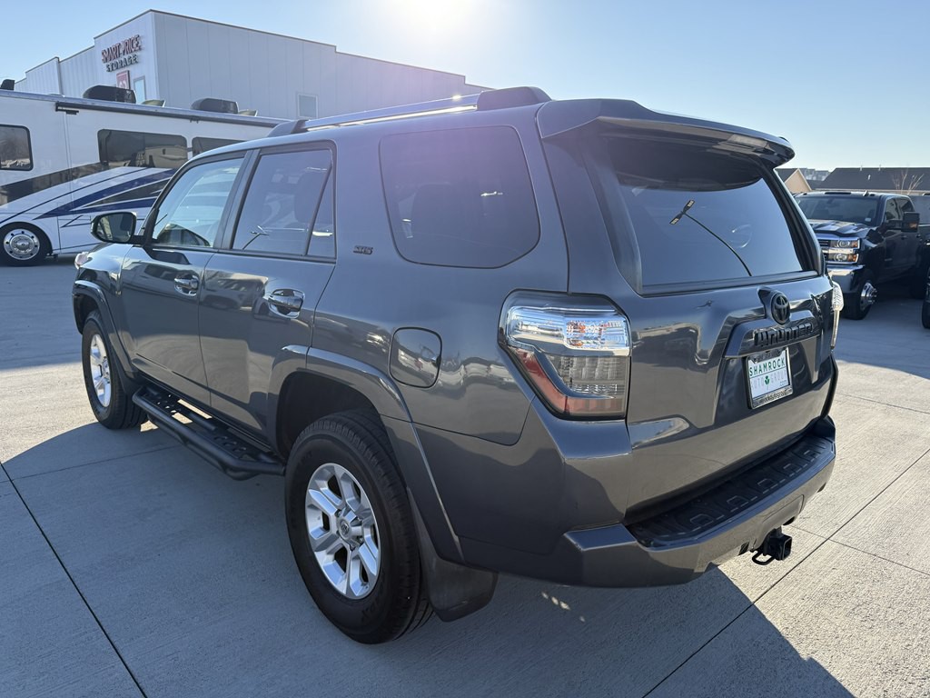 2019 Toyota 4Runner Image 5