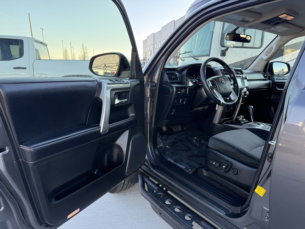 2019 Toyota 4Runner Image 15