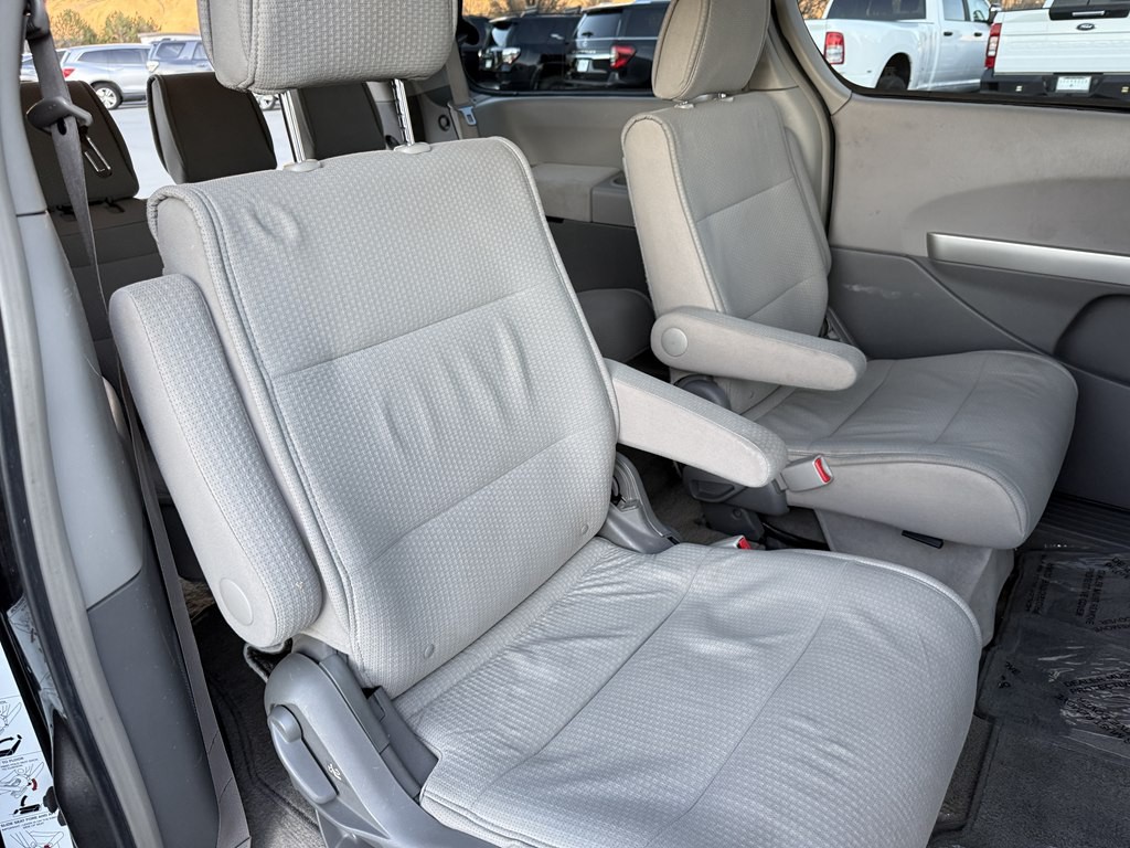 2008 Nissan Quest Image 18