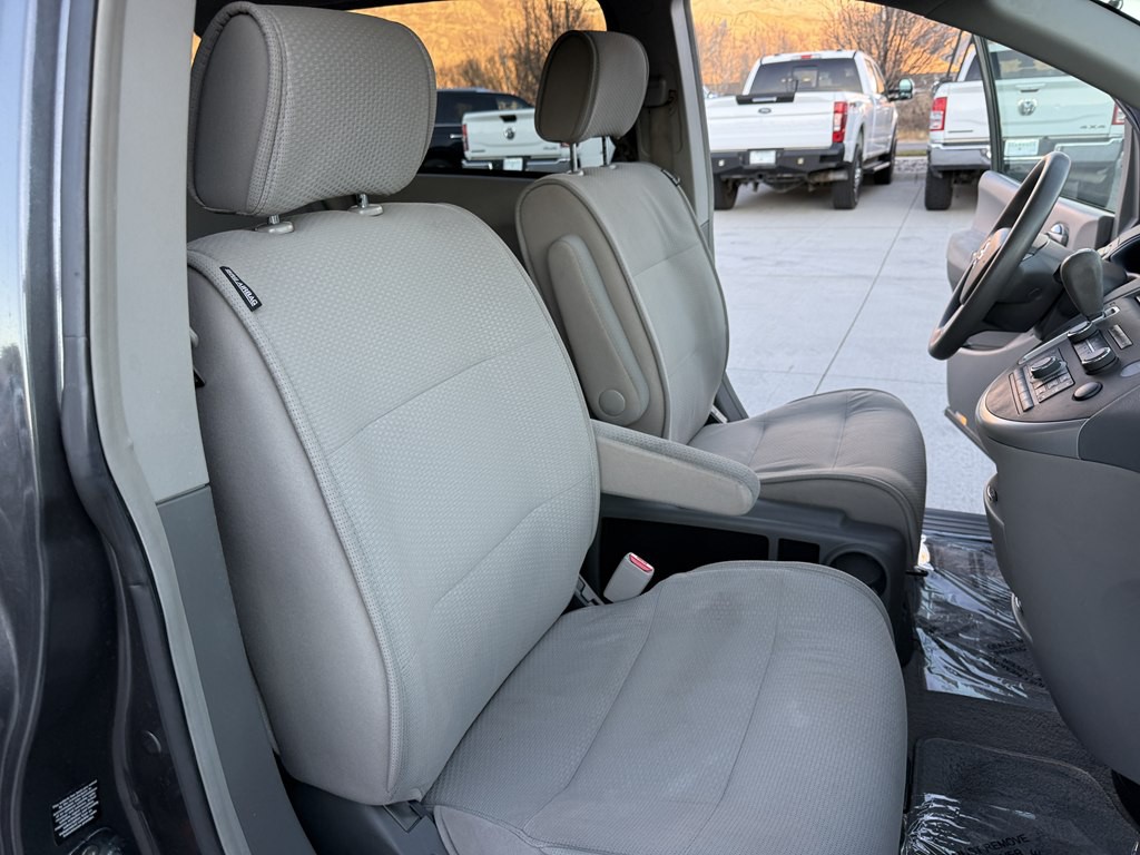 2008 Nissan Quest Image 22