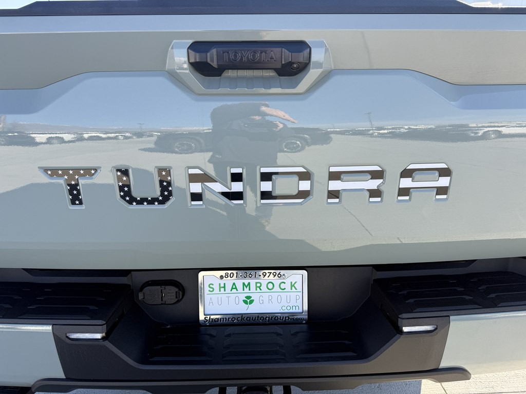 2023 Toyota Tundra Image 5