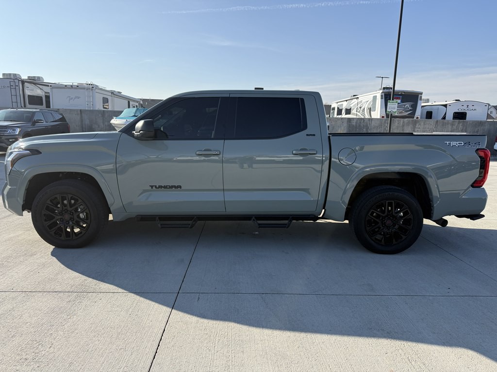 2023 Toyota Tundra Image 7