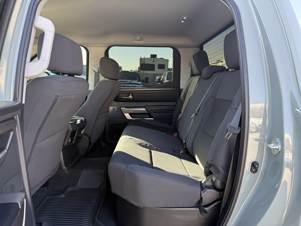 2023 Toyota Tundra Image 18