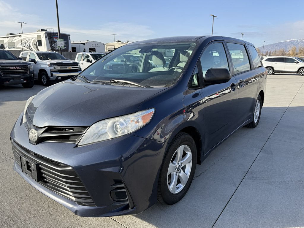 2018 Toyota Sienna Image 7