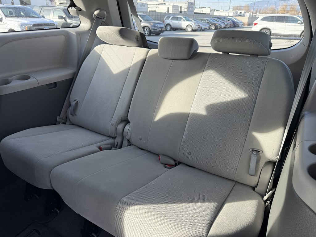 2018 Toyota Sienna Image 18