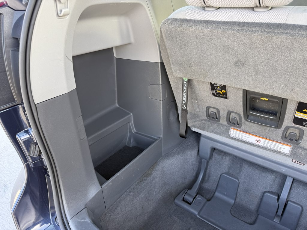 2018 Toyota Sienna Image 28