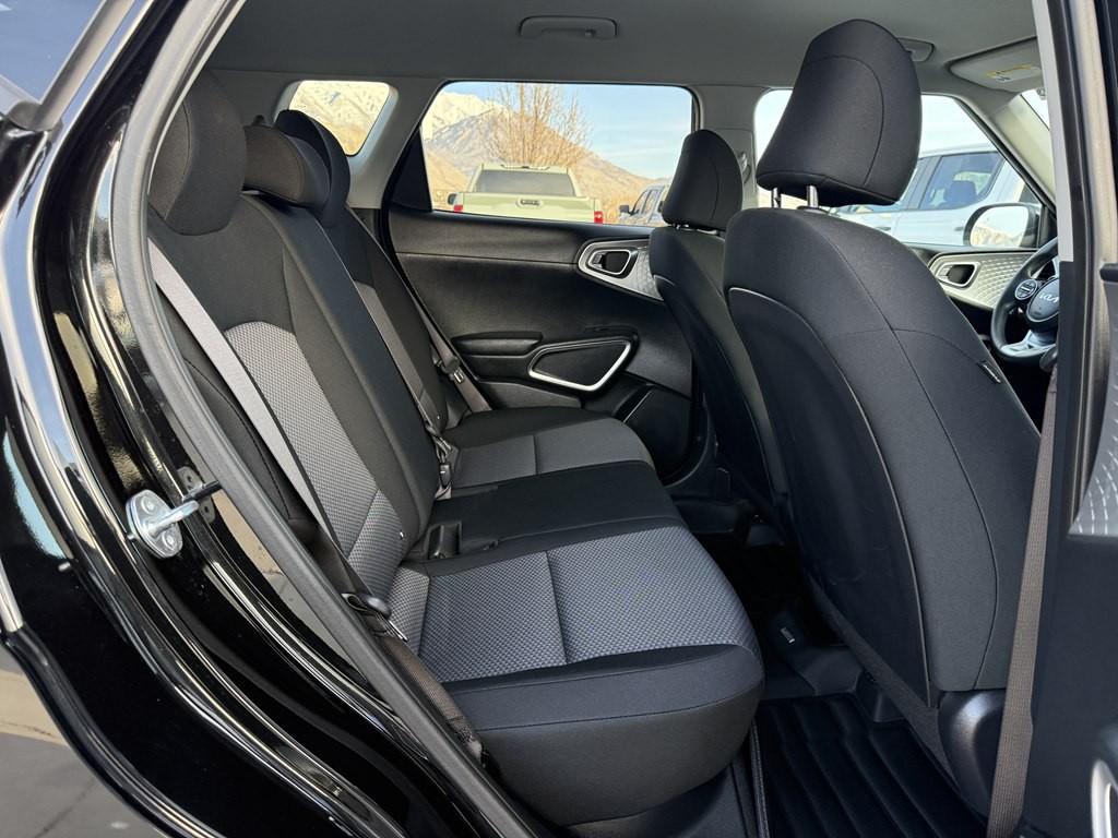 2024 Kia Soul Image 18