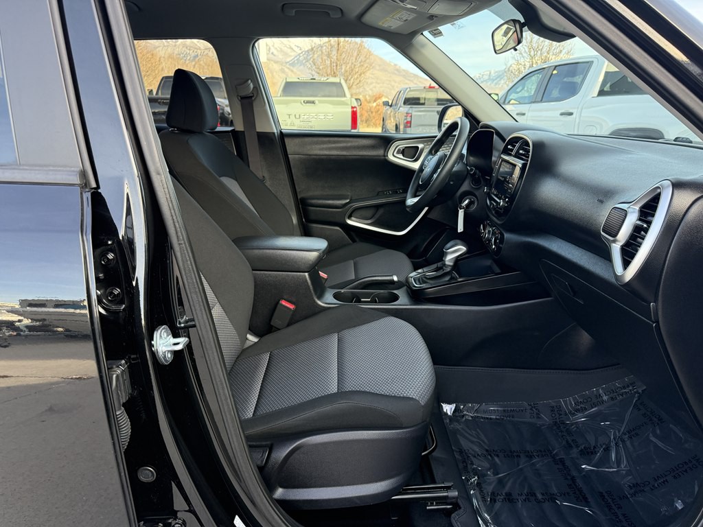 2024 Kia Soul Image 21