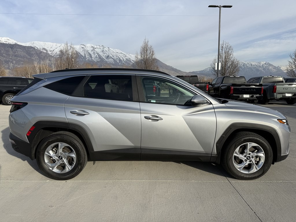 2022 Hyundai Tucson Image 2