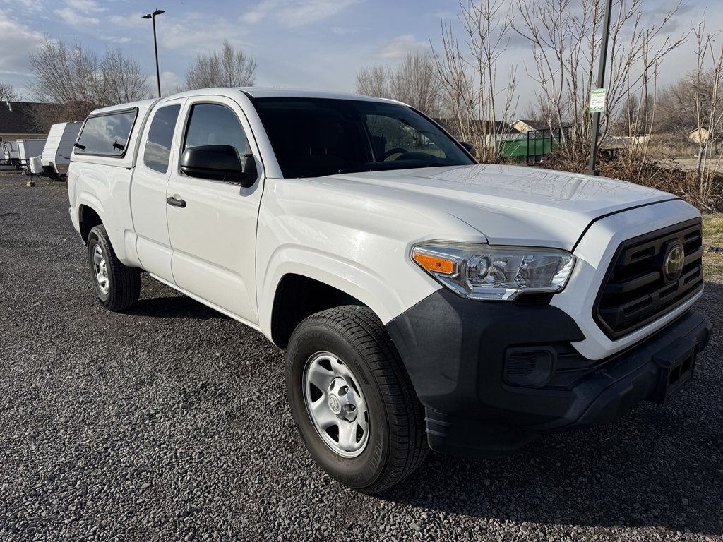 2019 Toyota Tacoma Image 1