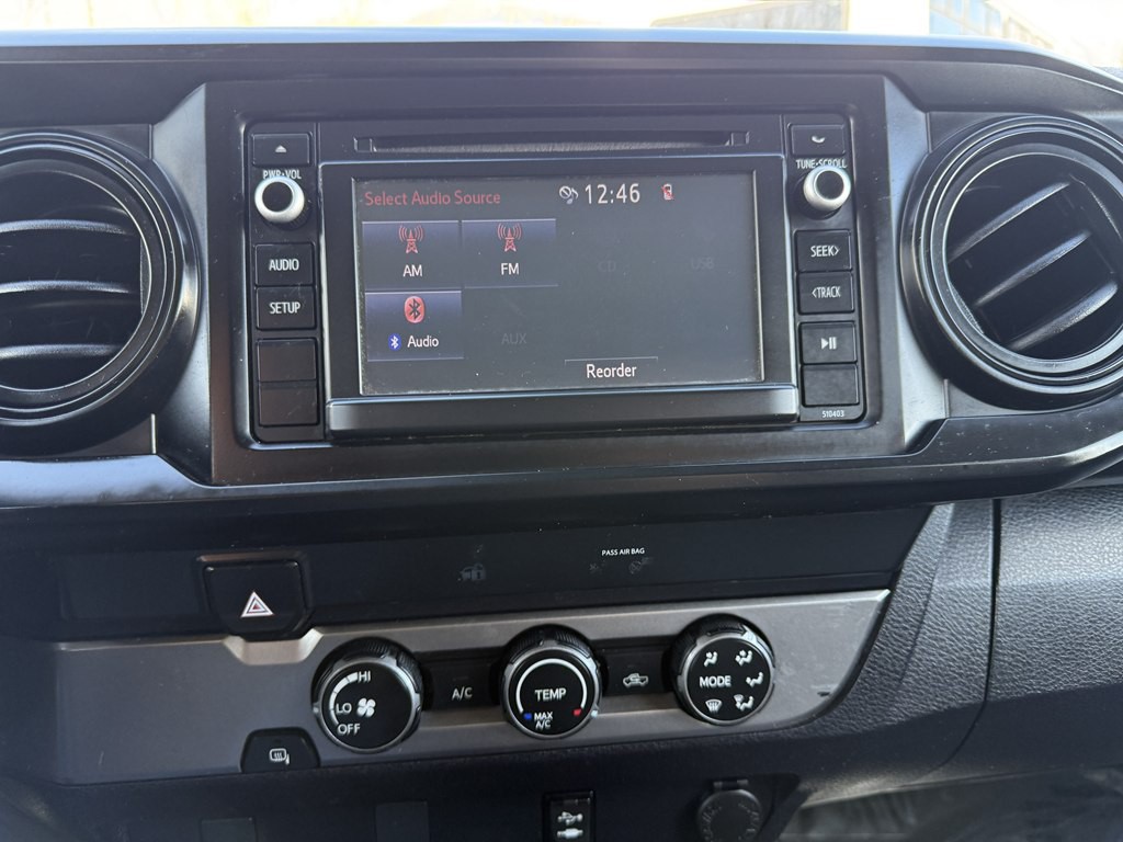 2019 Toyota Tacoma Image 36