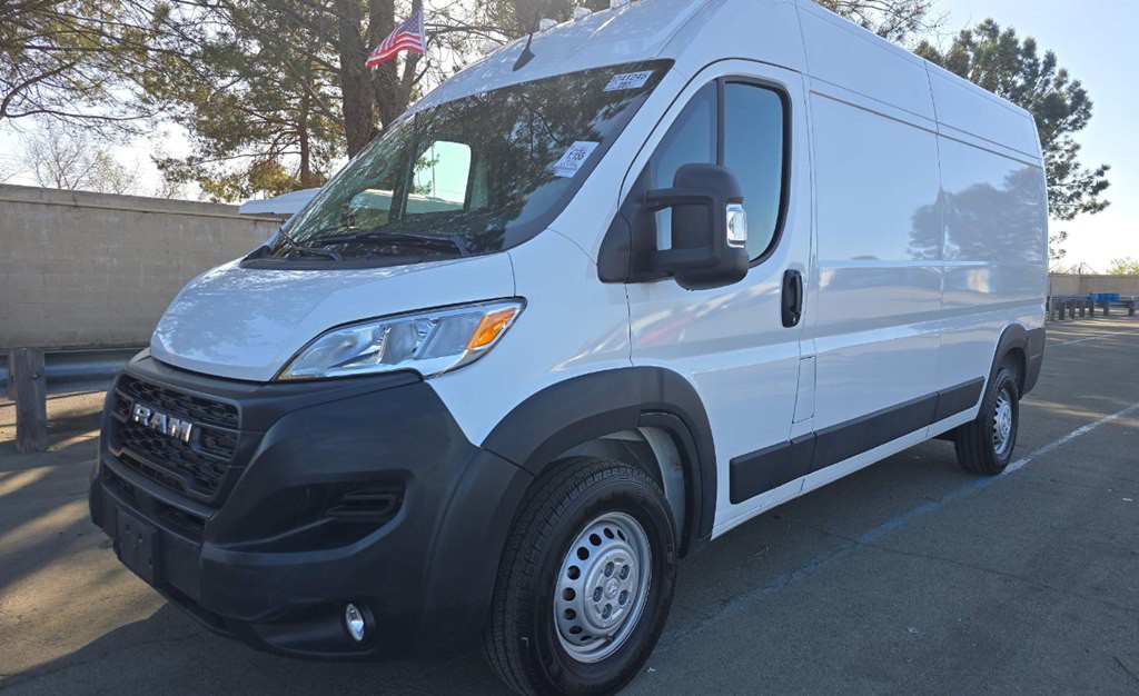 2025 RAM Promaster Image 5