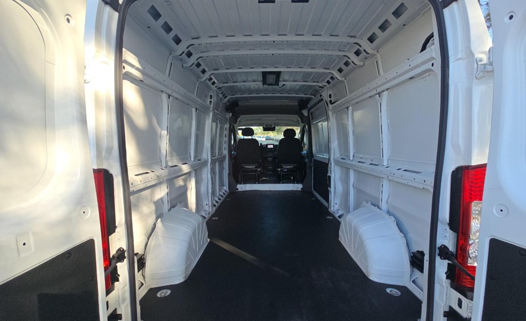 2025 RAM Promaster Image 7