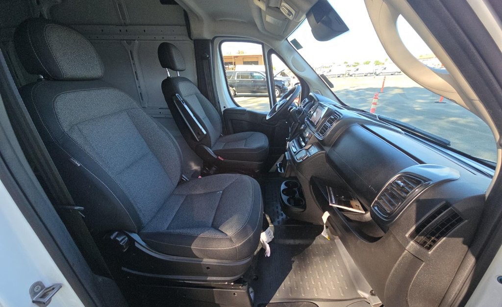 2025 RAM Promaster Image 10