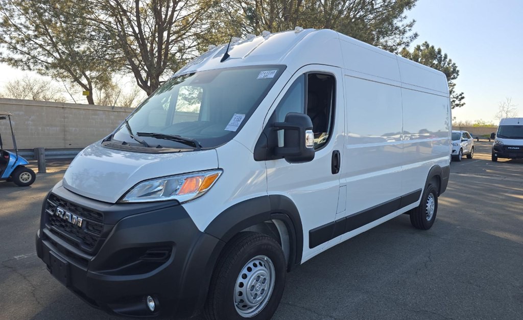 2025 RAM Promaster Image 5